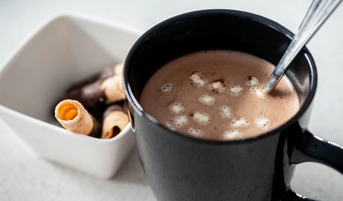 LED walls vs projection - The Basics: What’s the Difference?